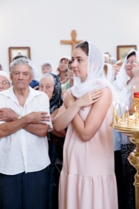 Совершены Чин положения антиминса и первая Литургия в храме в честь иконы Божией Матери «Всех скорбящих Радость» г. Саратова