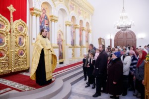 Великое освящение храма во имя святителя Спиридона Тримифунтского г. Саратова и Божественная литургия в новоосвященном храме