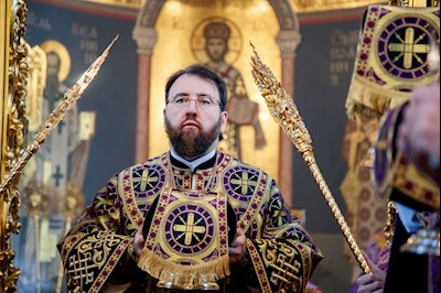 Великая вечерня в соединении с Литургией святителя Василия Великого в Свято-Троицком кафедральном соборе г. Саратова