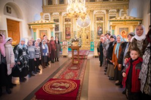 Всенощное бдение в храме в честь Архангела Михаила села Михайловка Саратовского района