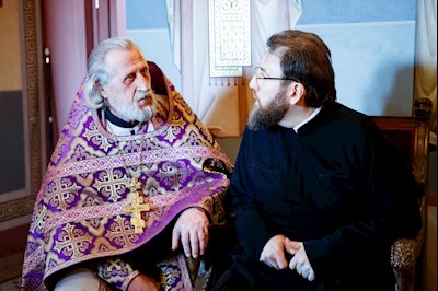 Великая вечерня в соединении с Литургией святителя Василия Великого в Свято-Троицком кафедральном соборе г. Саратова