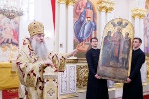 Великое освящение храма во имя святителя Спиридона Тримифунтского г. Саратова и Божественная литургия в новоосвященном храме