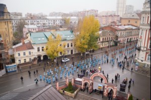 В Саратове в день празднования в честь Казанской иконы Божией Матери и День народного единства прошел крестный ход