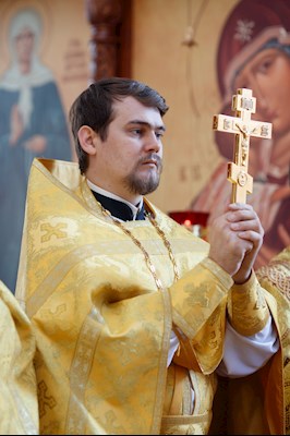 Митрополит Игнатий совершил Божественную литургию в храме Нерукотворного Образа Спасителя г. Саратова