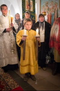 Всенощное бдение в храме в честь Архангела Михаила села Михайловка Саратовского района