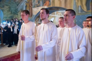 Царские часы, Изобразительны, Великая вечерня и Крещальная литургия в Свято-Троицком кафедральном соборе Саратова