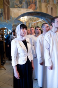 Царские часы, Изобразительны, Великая вечерня и Крещальная литургия в Свято-Троицком кафедральном соборе Саратова
