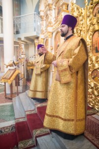 Митрополит Лонгин совершил Божественную литургию в храме во имя Всех святых, в земле Российской просиявших, г.Саратова