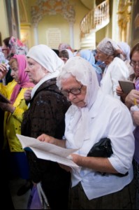 Торжественное богослужение у мощей святого равноапостольного князя Владимира в Покровском храме г.Саратова