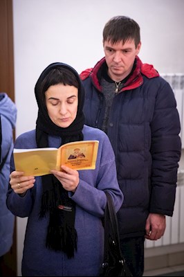 В Саратове встретили частицу мощей святителя Спиридона Тримифунтского