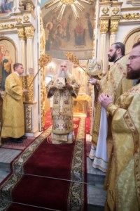 Митрополит Лонгин совершил Божественную литургию в храме во имя Всех святых, в земле Российской просиявших, г.Саратова