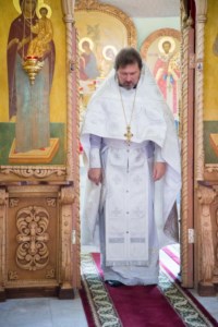 Состоялось массовое крещение оглашенных в Волге