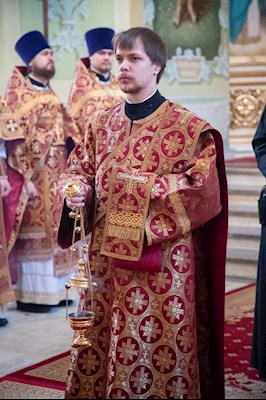 Божественная литургия в Покровском соборе Саратова