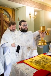 Состоялось массовое крещение оглашенных в Волге
