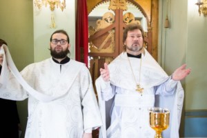 Состоялось массовое крещение оглашенных в Волге