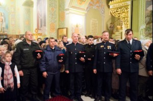 Встреча Феодоровской иконы Божией Матери и Всенощное бдение в храме в честь Покрова Пресвятой Богородицы г. Саратова