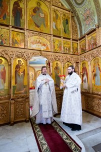 Состоялось массовое крещение оглашенных в Волге