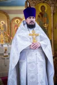 Состоялось массовое крещение оглашенных в Волге