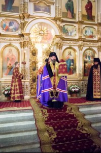 Встреча Феодоровской иконы Божией Матери и Всенощное бдение в храме в честь Покрова Пресвятой Богородицы г. Саратова