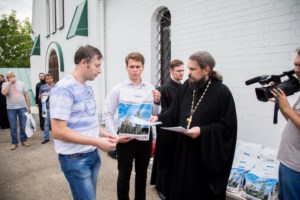 Состоялось массовое крещение оглашенных в Волге