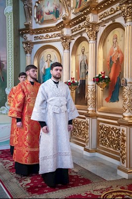 Божественная литургия в Покровском соборе Саратова