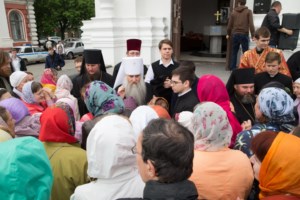 Божественная литургия на Архиерейском подворье — храме во имя святых равноапостольных Мефодия и Кирилла при СГУ