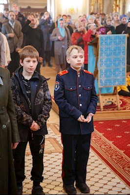 Великая вечерня в соединении с Литургией святителя Иоанна Златоуста в Свято-Троицком кафедральном соборе г. Саратова