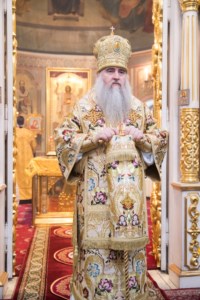 Митрополит Лонгин совершил Божественную литургию в храме во имя Всех святых, в земле Российской просиявших, г.Саратова