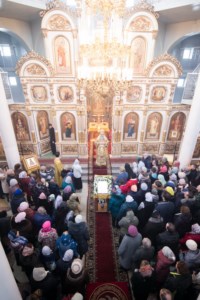 Митрополит Лонгин совершил Божественную литургию в храме во имя Всех святых, в земле Российской просиявших, г.Саратова