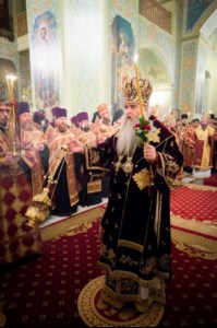 Встреча Феодоровской иконы Божией Матери и Всенощное бдение в храме в честь Покрова Пресвятой Богородицы г. Саратова