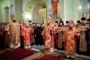 Встреча Феодоровской иконы Божией Матери и Всенощное бдение в храме в честь Покрова Пресвятой Богородицы г. Саратова