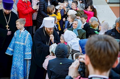 Великая вечерня в соединении с Литургией святителя Иоанна Златоуста в Свято-Троицком кафедральном соборе г. Саратова