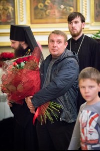 Встреча Феодоровской иконы Божией Матери и Всенощное бдение в храме в честь Покрова Пресвятой Богородицы г. Саратова