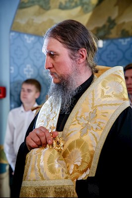 Молебен в Свято-Троицком кафедральном соборе г. Саратова