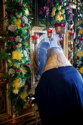 Молебен в Свято-Троицком кафедральном соборе г. Саратова