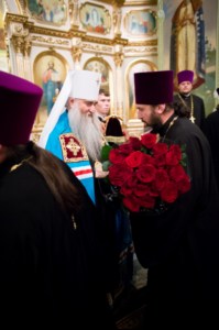 Встреча Феодоровской иконы Божией Матери и Всенощное бдение в храме в честь Покрова Пресвятой Богородицы г. Саратова