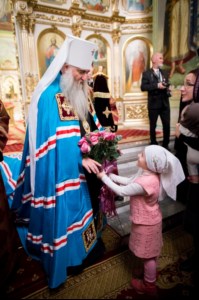 Встреча Феодоровской иконы Божией Матери и Всенощное бдение в храме в честь Покрова Пресвятой Богородицы г. Саратова
