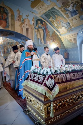 Крещальная литургия в Свято-Троицком кафедральном соборе Саратова
