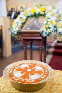Митрополит Саратовский совершил Божественную литургию в храме во имя святителя Митрофана Воронежского города Саратова