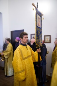 Митрополит Саратовский совершил Божественную литургию в храме во имя святителя Митрофана Воронежского города Саратова