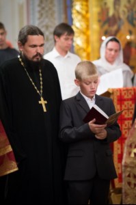 В канун празднования Собора Саратовских святых Митрополит Лонгин совершил Всенощное бдение в Свято-Троицком кафедральном соборе города Саратова