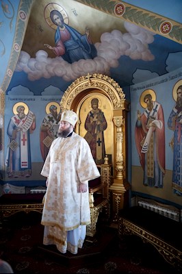 Крещальная литургия в Свято-Троицком кафедральном соборе Саратова