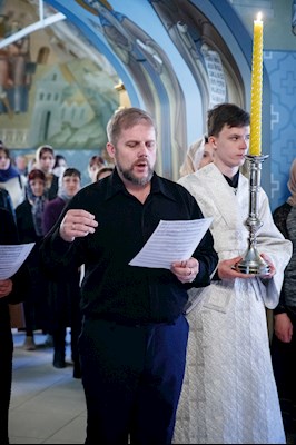 Крещальная литургия в Свято-Троицком кафедральном соборе Саратова