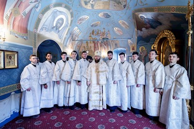 Крещальная литургия в Свято-Троицком кафедральном соборе Саратова