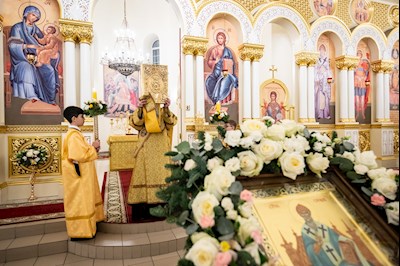 В Спиридоновском соборном храме встретили ковчег с частицей мощей святителя Спиридона Тримифунтского
