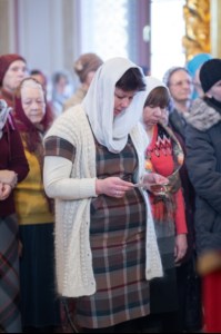 Божественная литургия в Свято-Троицком соборе Саратова