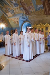 Крещальная литургия в Свято-Троицком соборе Саратова