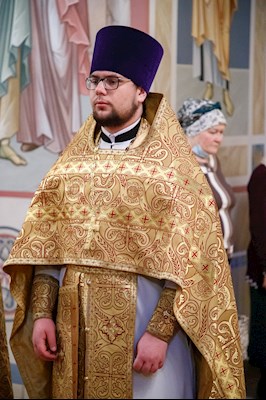 Митрополит Игнатий совершил Божественную литургию в Свято-Троицком кафедральном соборе г. Саратова