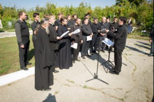 В преддверии празднования Собора Саратовских святых совершена панихида по убиенным в годы гонений