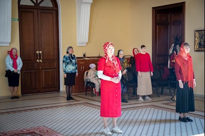 Выпускники СПДС в священном сане совершили Литургию
